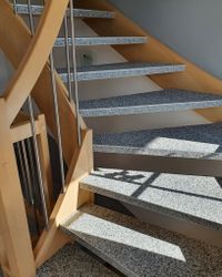 holztreppe sanieren, steinteppich Holztreppen, Treppen Sanierung, Steinteppich, Holztreppen,
